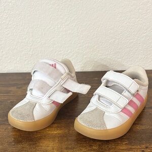 Toddler Girls Adidas White and Pink Velcro Sneakers